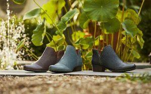 Boston Shoe Travelers - Footwear